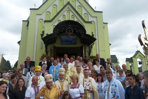 На Тернопільщині освятили відбудований храм.(ФОТО,ВІДЕО)